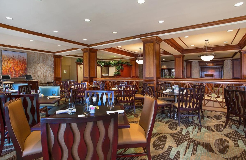 Crowne Plaza Knoxville Downtown University Image 17