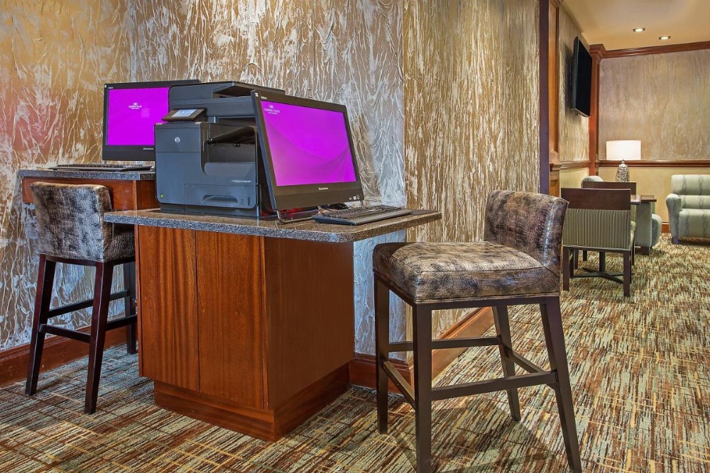 Crowne Plaza Knoxville Downtown University Image 18