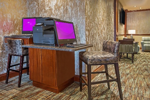 Crowne Plaza Knoxville Downtown University image 18