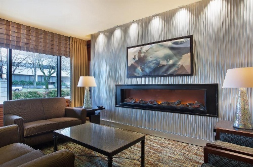 Crowne Plaza Knoxville Downtown University image 4